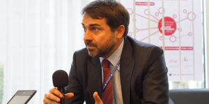 Opinie Politică. Prof. Dr. Univ. Cosmin Corendea: „Erorile din recalcularea pensiilor care îi îngenunchează pe seniori!”